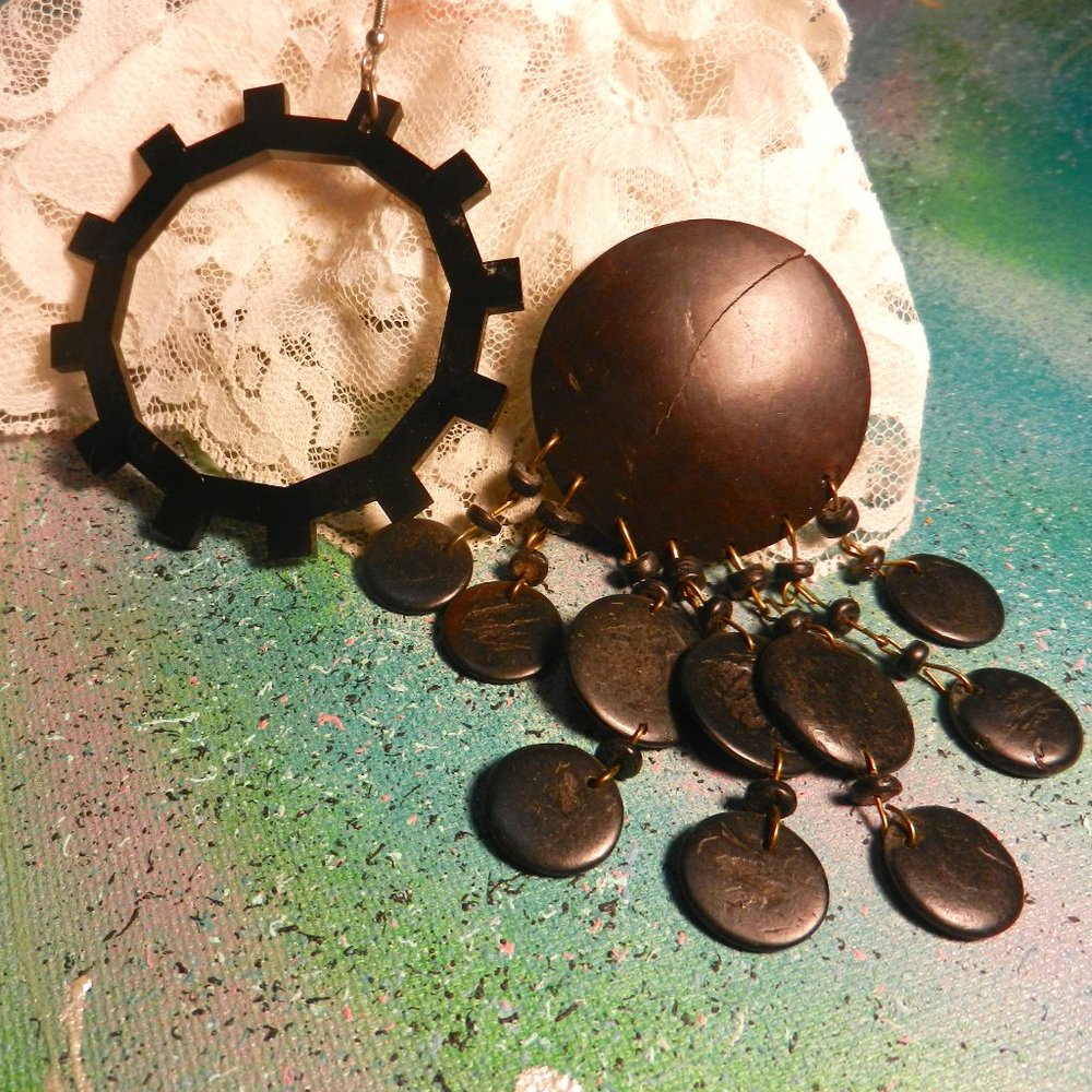 VTG Contempo black pierced earrings artsy steampunk asymmetrical dangle duo